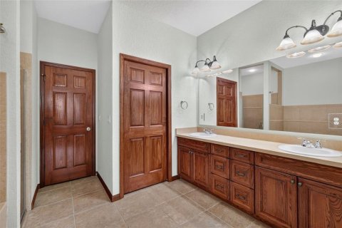 Casa en venta en Apopka, Florida, 3 dormitorios, 244.05 m2 № 2298463 - foto 26