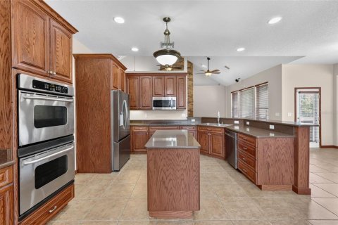 Casa en venta en Apopka, Florida, 3 dormitorios, 244.05 m2 № 2298463 - foto 16