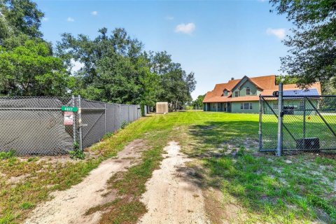 Casa en venta en Apopka, Florida, 3 dormitorios, 244.05 m2 № 2298463 - foto 8