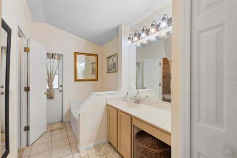 Casa en venta en Deltona, Florida, 3 dormitorios, 165.37 m2 № 1856676 - foto 26
