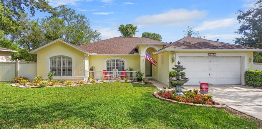 Casa en Deltona, Florida 3 dormitorios, 165.37 m2 № 1856676