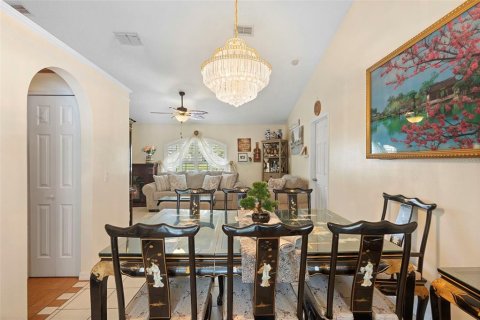 Casa en venta en Deltona, Florida, 3 dormitorios, 165.37 m2 № 1856676 - foto 12