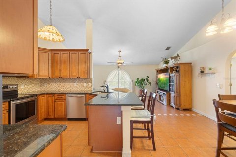 Casa en venta en Deltona, Florida, 3 dormitorios, 165.37 m2 № 1856676 - foto 17