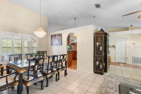 Casa en venta en Deltona, Florida, 3 dormitorios, 165.37 m2 № 1856676 - foto 9