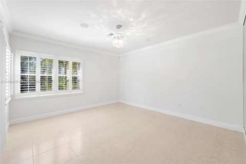 Купить виллу или дом в Авентура, Флорида 5 спален, 264.03м2, № 1934664 - фото 19