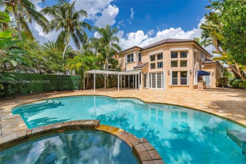 Купить виллу или дом в Авентура, Флорида 5 спален, 264.03м2, № 1934664 - фото 10