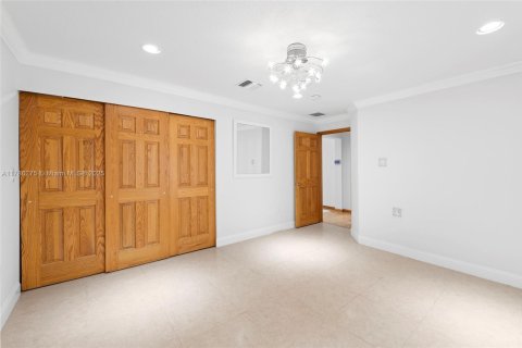 Купить виллу или дом в Авентура, Флорида 5 спален, 264.03м2, № 1934664 - фото 23