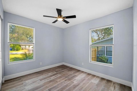 Villa ou maison à vendre à Tampa, Floride: 3 chambres, 111.76 m2 № 2420292 - photo 21