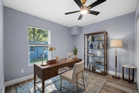 Villa ou maison à vendre à Tampa, Floride: 3 chambres, 111.76 m2 № 2420292 - photo 23