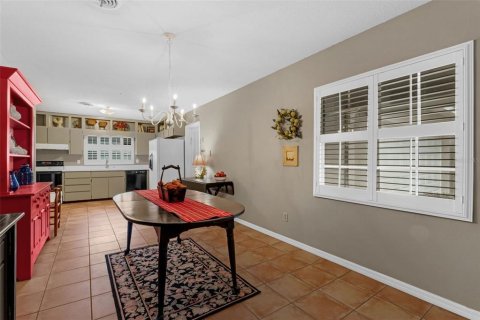 House in Winter Park, Florida 3 bedrooms, 144.93 sq.m. № 1858166 - photo 6