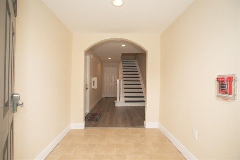 Propiedad comercial en venta en Lakeland, Florida, 775.55 m2 № 1519639 - foto 8