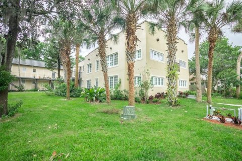 Propiedad comercial en venta en Lakeland, Florida, 775.55 m2 № 1519639 - foto 5