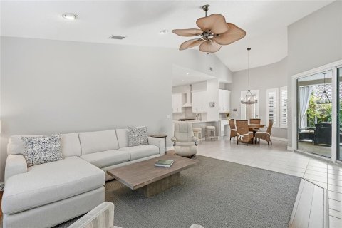 Casa en venta en Saint Petersburg, Florida, 4 dormitorios, 229.84 m2 № 2388323 - foto 28