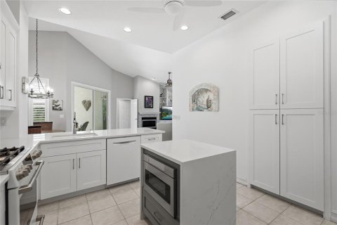 Casa en venta en Saint Petersburg, Florida, 4 dormitorios, 229.84 m2 № 2388323 - foto 20