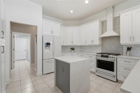 Casa en venta en Saint Petersburg, Florida, 4 dormitorios, 229.84 m2 № 2388323 - foto 17