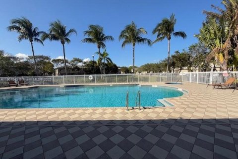 Снять в аренду кондоминиум в Ривьера-Бич, Флорида 2 спальни, 77.76м2, № 1963916 - фото 18