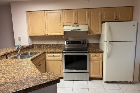Condominio en venta en Pompano Beach, Florida, 2 dormitorios, 130.06 m2 № 2242866 - foto 2