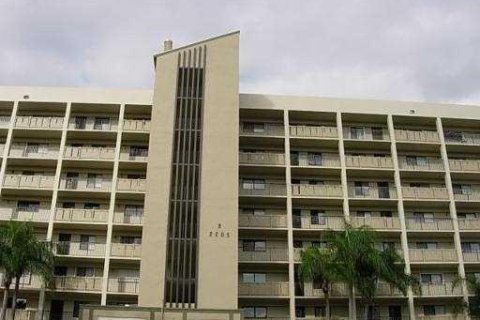 Condominio en venta en Pompano Beach, Florida, 2 dormitorios, 130.06 m2 № 2242866 - foto 8