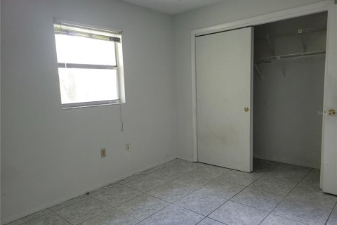Villa ou maison à louer à New Port Richey, Floride: 2 chambres, 82.78 m2 № 2156759 - photo 11