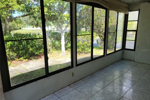 Villa ou maison à louer à New Port Richey, Floride: 2 chambres, 82.78 m2 № 2156759 - photo 24