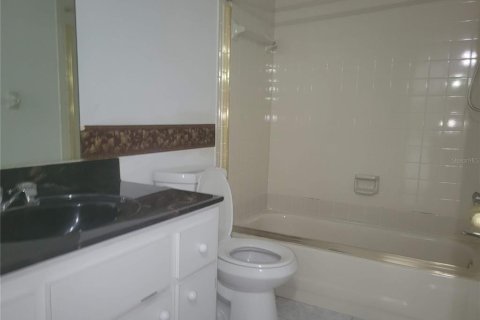 Villa ou maison à louer à New Port Richey, Floride: 2 chambres, 82.78 m2 № 2156759 - photo 14