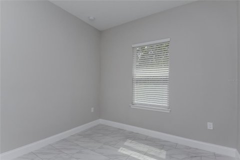 Casa en alquiler en Kissimmee, Florida, 4 dormitorios, 170.48 m2 № 1911862 - foto 11