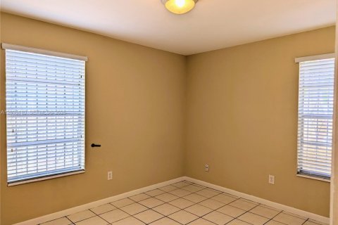 Casa en venta en Homestead, Florida, 4 dormitorios, 179.95 m2 № 2154053 - foto 11