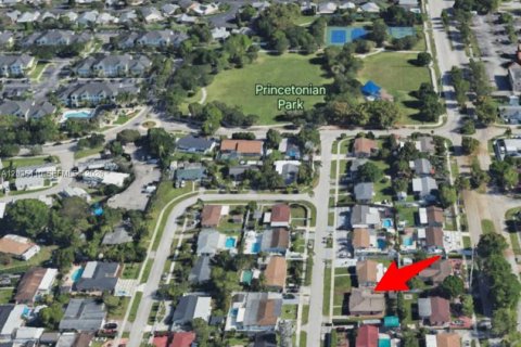 Casa en venta en Homestead, Florida, 4 dormitorios, 179.95 m2 № 2154053 - foto 4