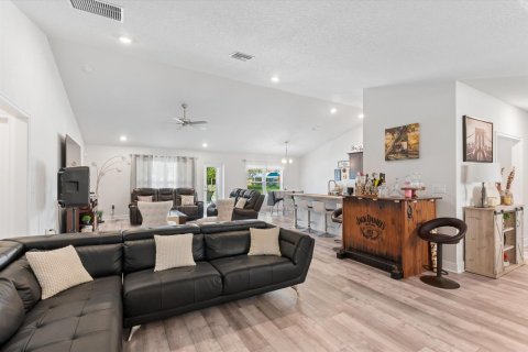 Casa en venta en Port St. Lucie, Florida, 4 dormitorios, 237.55 m2 № 2188038 - foto 7