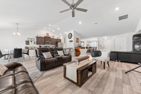 Casa en venta en Port St. Lucie, Florida, 4 dormitorios, 237.55 m2 № 2188038 - foto 10