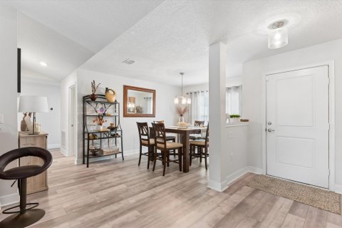 Casa en venta en Port St. Lucie, Florida, 4 dormitorios, 237.55 m2 № 2188038 - foto 20