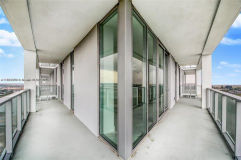 Condominio en alquiler en Sunrise, Florida, 3 dormitorios, 120.49 m2 № 2086057 - foto 7