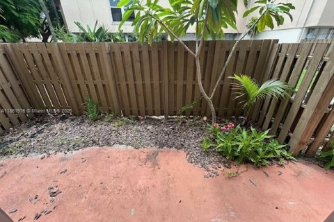 Townhouse in Plantation, Florida 2 bedrooms, 151.43 sq.m. № 1890228 - photo 10