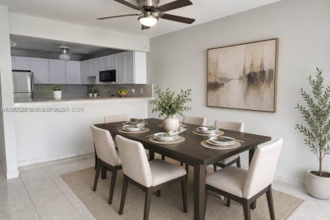 Condo in Hialeah, Florida, 3 bedrooms  № 2241218 - photo 6