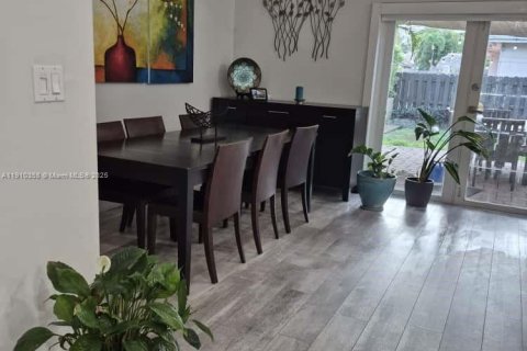 Купить виллу или дом в Холливуд, Флорида 3 спальни, 154.87м2, № 1966937 - фото 8