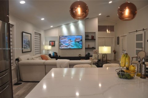 Купить виллу или дом в Холливуд, Флорида 3 спальни, 154.87м2, № 1966937 - фото 19
