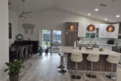 Купить виллу или дом в Холливуд, Флорида 3 спальни, 154.87м2, № 1966937 - фото 5