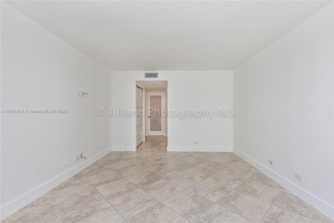 Copropriété à louer à Miami Beach, Floride: 2 chambres, 112.04 m2 № 1975387 - photo 3