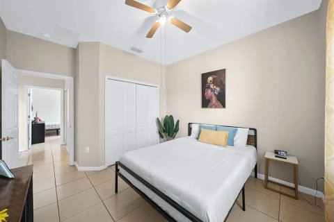 House in Davenport, Florida 4 bedrooms, 169.92 sq.m. № 954928 - photo 24