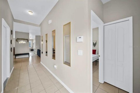 House in Davenport, Florida 4 bedrooms, 169.92 sq.m. № 954928 - photo 9