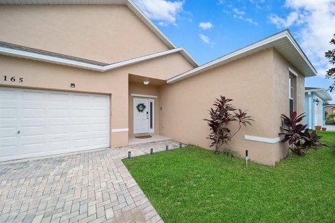 House in Davenport, Florida 4 bedrooms, 169.92 sq.m. № 954928 - photo 2