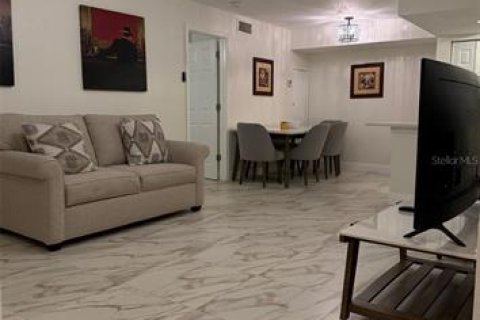 Copropriété à louer à Kissimmee, Floride: 2 chambres, 87.14 m2 № 2396652 - photo 2