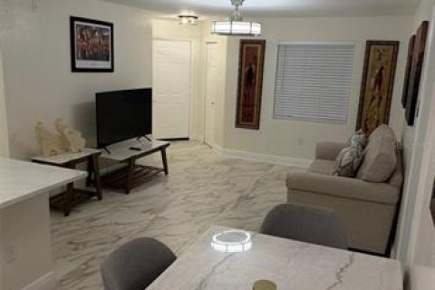 Copropriété à louer à Kissimmee, Floride: 2 chambres, 87.14 m2 № 2396652 - photo 5