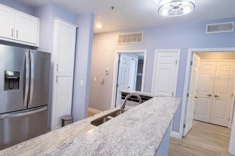 Copropriété à louer à Tampa, Floride: 1 chambre, 62.43 m2 № 2342577 - photo 7