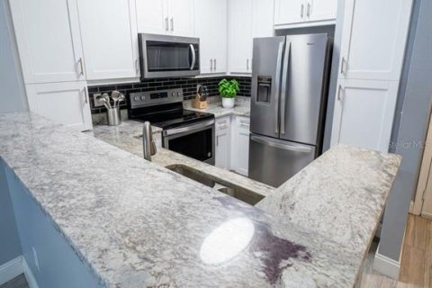 Copropriété à louer à Tampa, Floride: 1 chambre, 62.43 m2 № 2342577 - photo 5