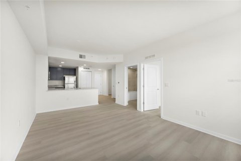 Condo in Orlando, Florida, 1 bedroom № 2390990 - photo 7