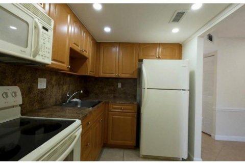 Condominio en venta en Sunrise, Florida, 1 dormitorio, 54.81 m2 № 2154419 - foto 14