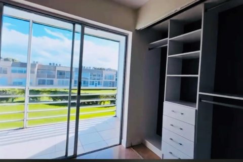 Condominio en venta en Sunrise, Florida, 1 dormitorio, 54.81 m2 № 2154419 - foto 3