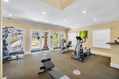 Townhouse in Aventura, Florida 2 bedrooms, 122.26 sq.m. № 1997429 - photo 4