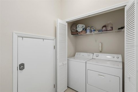 Adosado en venta en Kissimmee, Florida, 4 dormitorios, 151.99 m2 № 2229565 - foto 12